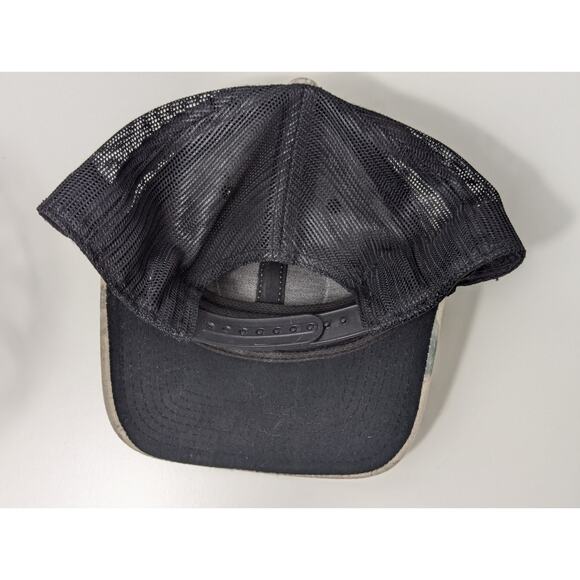 Realtree Camo Fishing Patch Black Mesh Back Trucker Cap OSFM - Picture 7 of 7